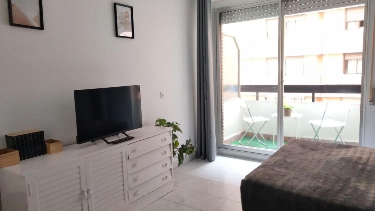 Triana Fenix Apartamento Sevilha Exterior foto