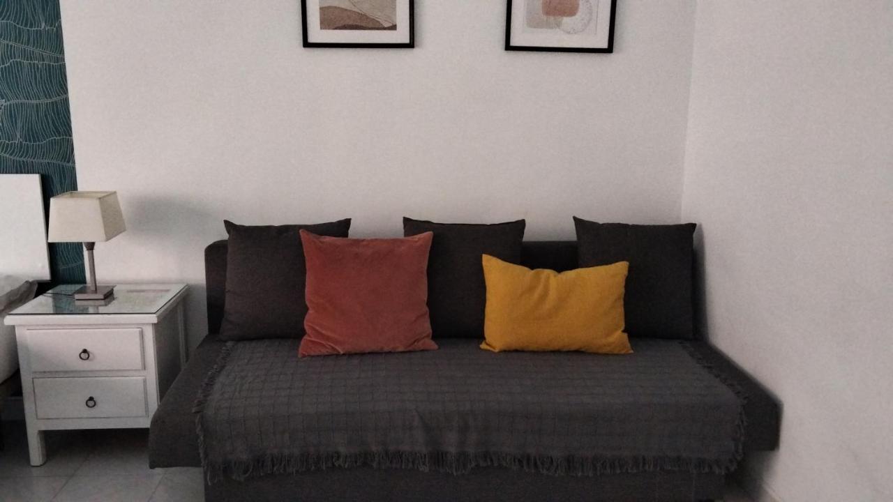 Triana Fenix Apartamento Sevilha Exterior foto